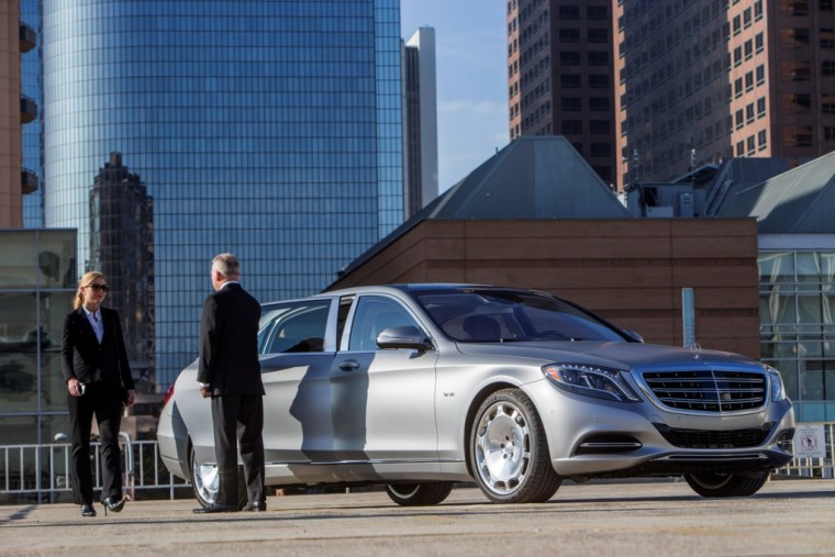 2016 Mercedes-Maybach S600 Sedan