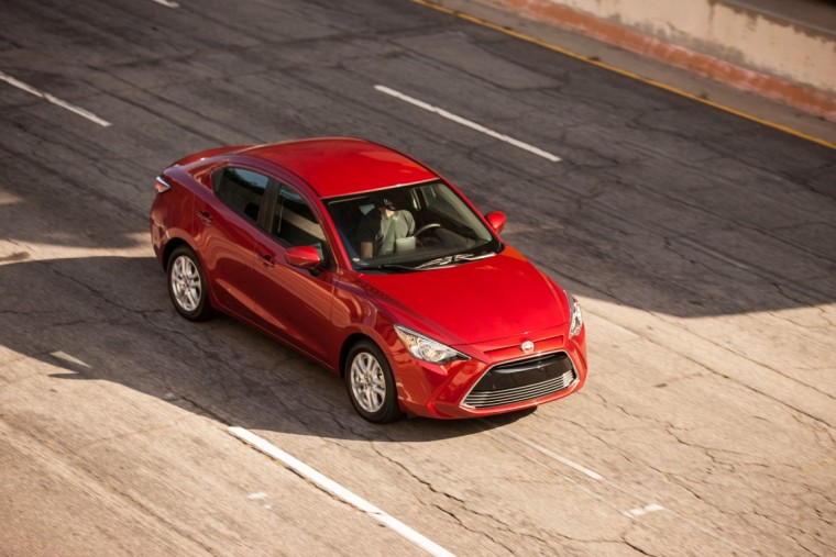 2016 Scion iA overview