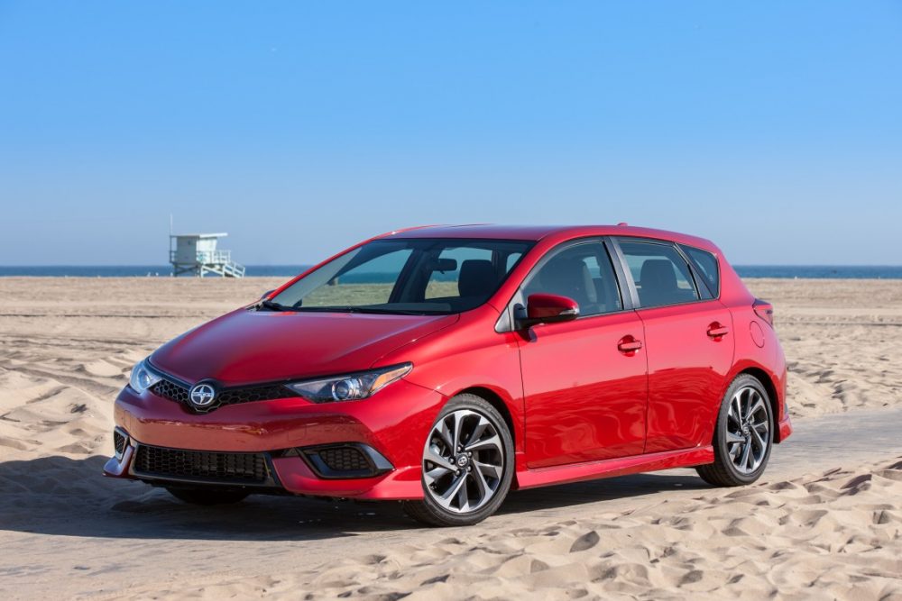 2016 Scion iM overview