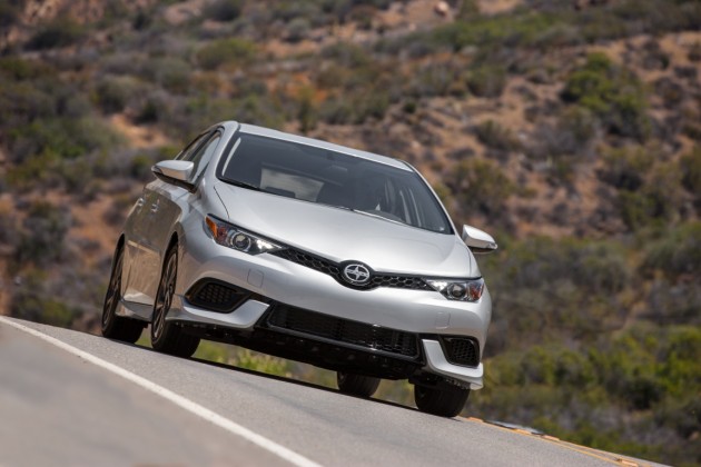 2016 Scion iM overview