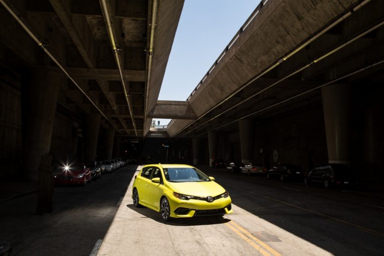 2016 Scion iM overview