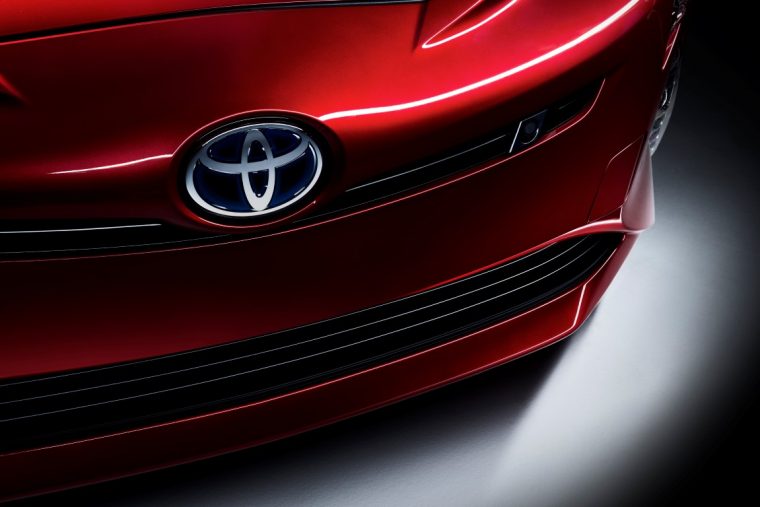 2016 Toyota Prius efficiency technology