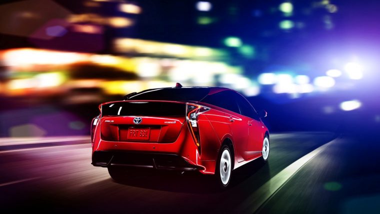 2016 Toyota Prius technologies efficiency