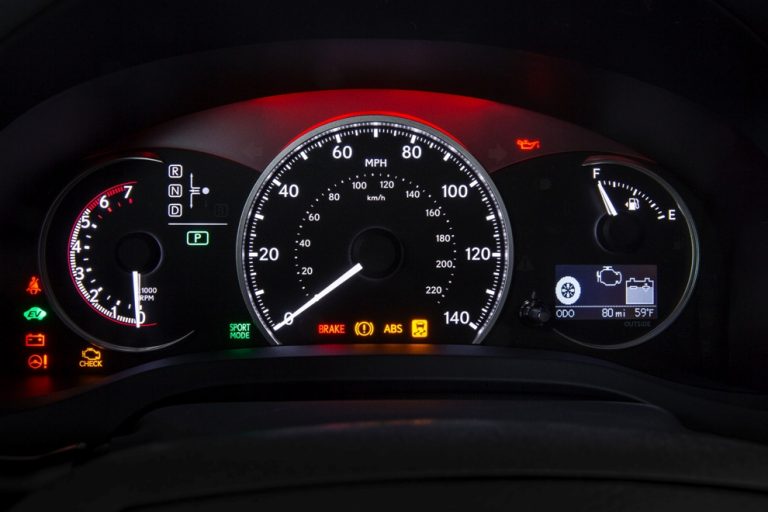 2016 Lexus CT Hybrid dashboard