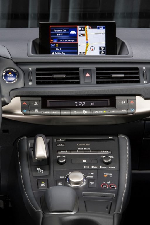 2016 Lexus CT Hybrid interior