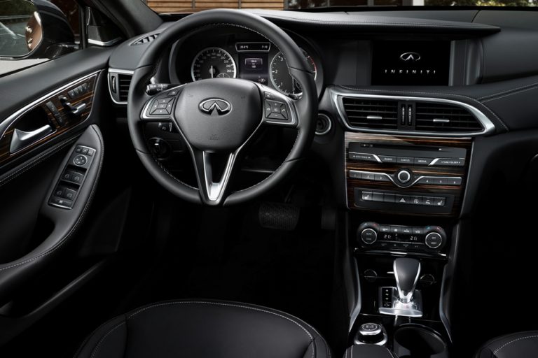 Infiniti Q30 Interior