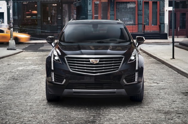 2017 Cadillac XT5 revealed