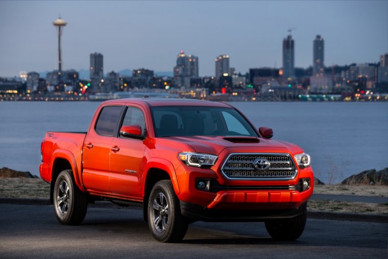 2016 Toyota Tacoma overview