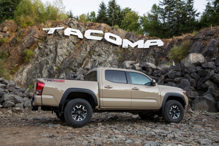 2016 Toyota Tacoma exterior