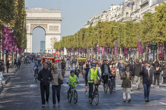 Car-Free Day in Paris