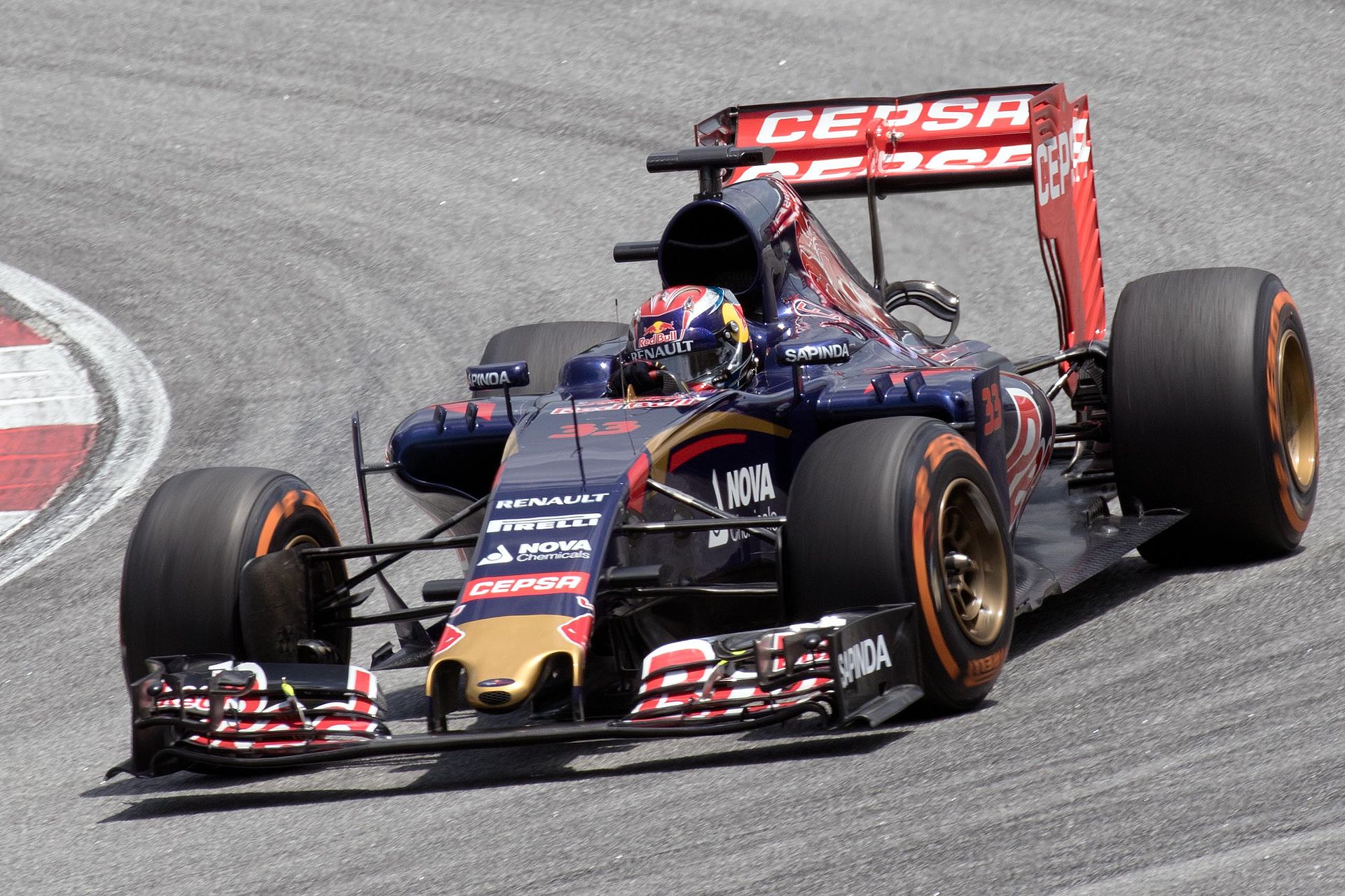 Bringing 17-Year Old Max Verstappen into F1 Was a Great ...