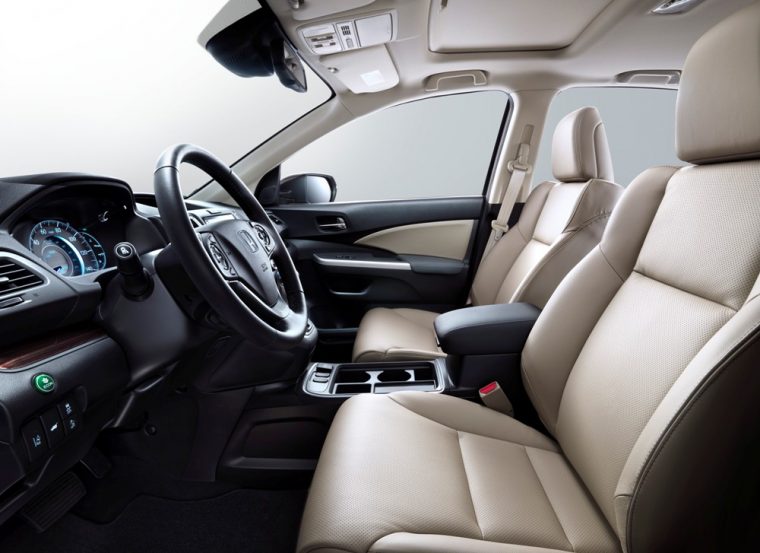 The 2016 Honda CR-V features an instrument-panel-mounted shifter