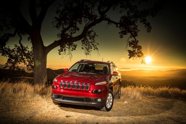 2016 Jeep Cherokee Front End