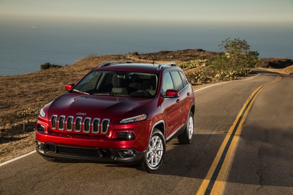 2016 Jeep Cherokee Front View
