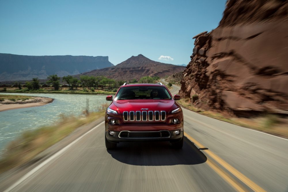 2016 Jeep Cherokee Grille