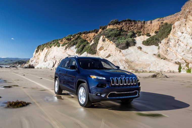 2016 Jeep Cherokee Side View