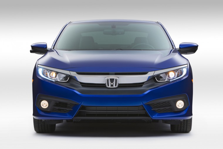 2016 Honda Civic Coupe front