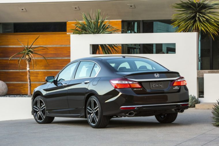 The 2016 Honda Accord sedan features a chrome exhaust finisher