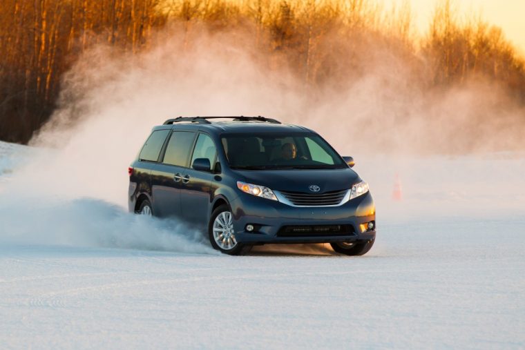 2016 Toyota Sienna 