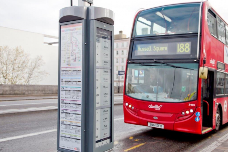 London E-Paper Bus Stop