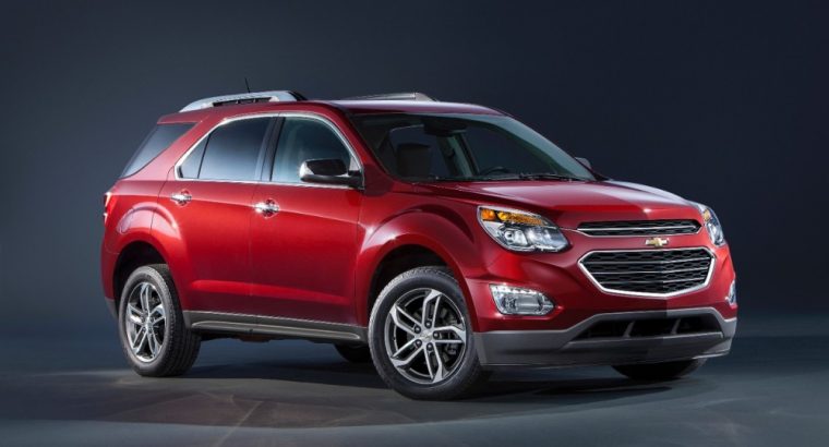 Power windows with express-down on all four doors comes standard on the 2016 Chevrolet Equinox