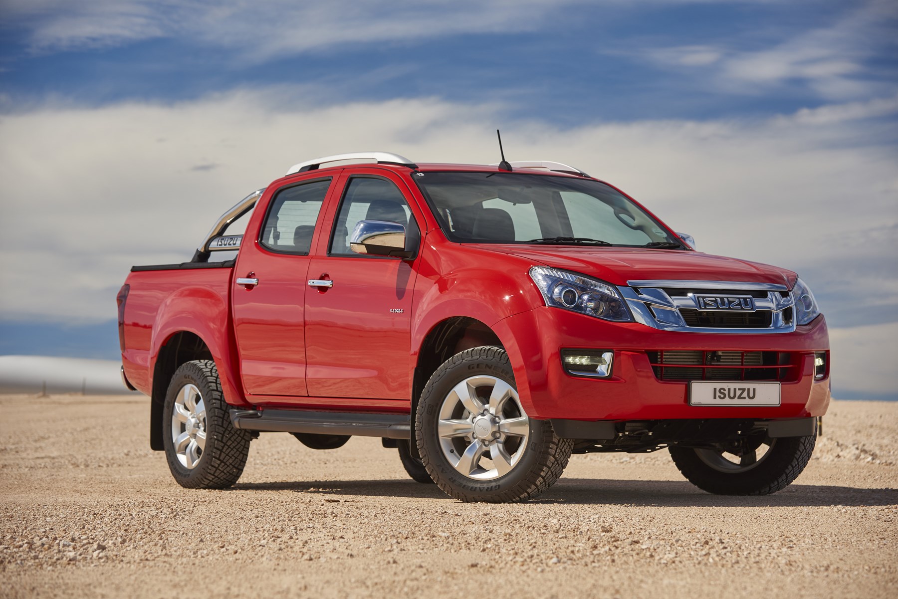 Isuzu. Форд Исузу. Isuzu x40. Ниссан Исузу. Исузу пикап китайский.