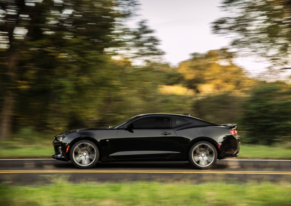 2016 Chevrolet Camaro SS Wins Motor Authority's Best Car to Buy Award - The  News Wheel