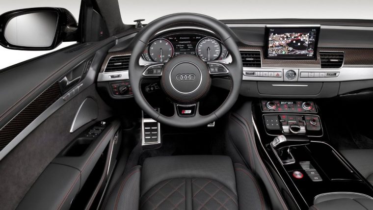 A close look at the features and specs of the 2016 Audi S8 Plus