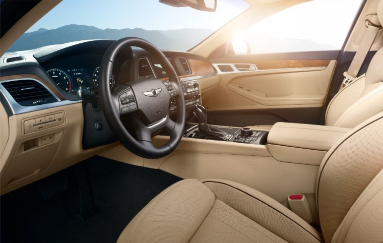 2016 Hyundai Genesis overview infotainment