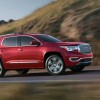 GMC has unveiled the new mid-size 2017 Acadia at the Detroit Auto Show