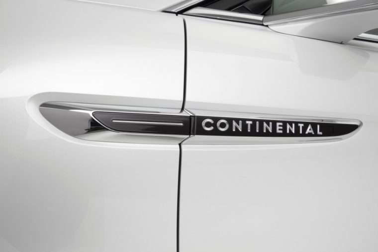 2017 Lincoln Continental