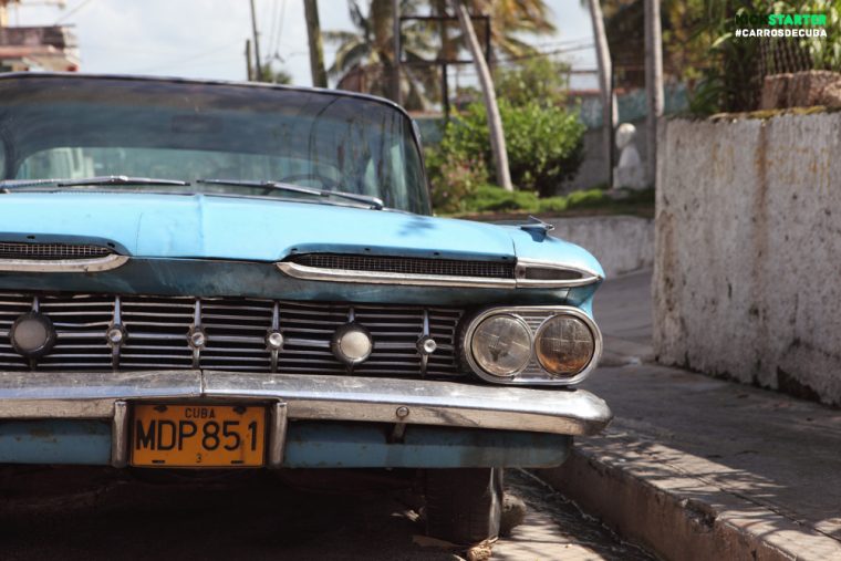 Carros de Cuba photography book of classic antique cars