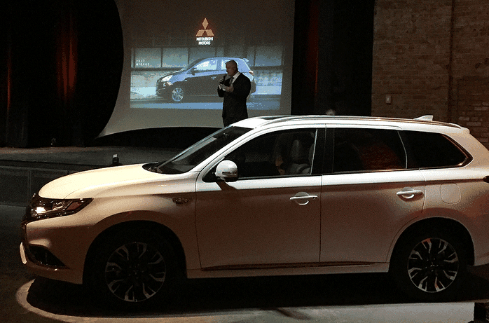 Sneak Peek Mitsubishi Outlander PHEV