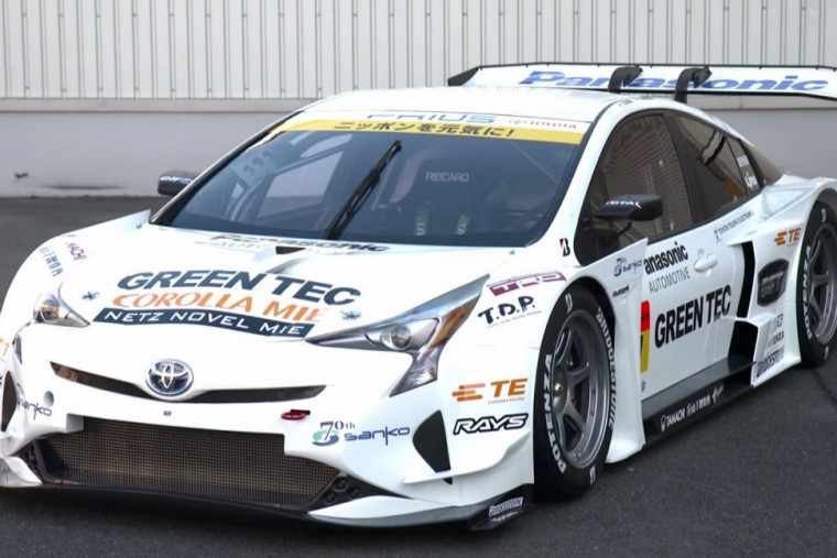 Toyota Prius GT300 APR Racing