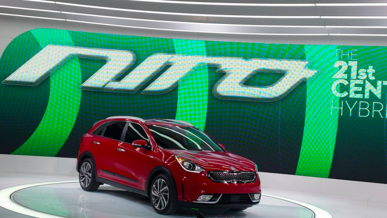 2017 Kia Niro Hybrid Debut