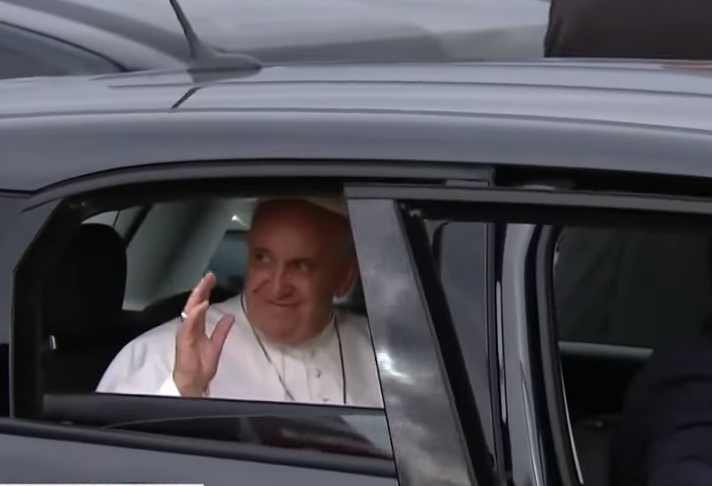 The Pope's Fiat 500L was auctioned away for $82,000