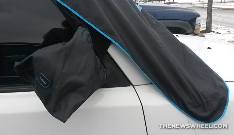 iceScreen Magnetic Windshield Cover