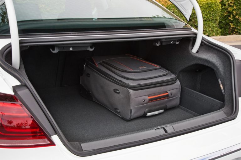 2016 Volkswagen CC Trunk