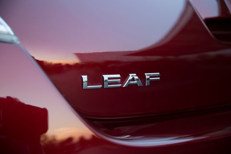 2016 Nissan LEAF Badge