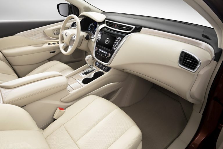 2016 Nissan Murano Interior