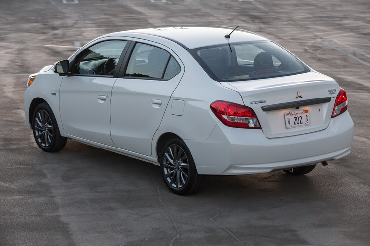 2017 Mitsubishi Mirage G4 Rear End