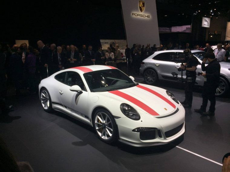 The new Porsche 911 R made its US debut at the 2016 North American International Auto Show