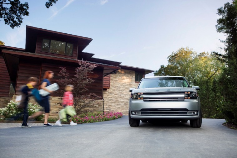 The 2016 Ford Flex is a three-row wagon that carries a starting MSRP of $29,600