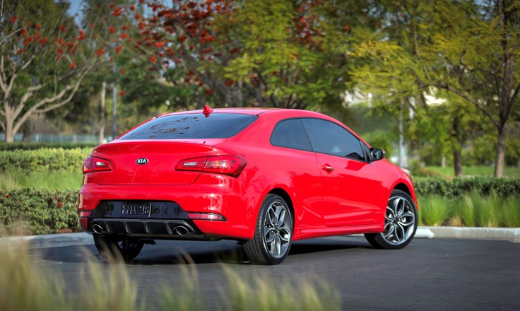 2016 Kia Forte Koup Rear End