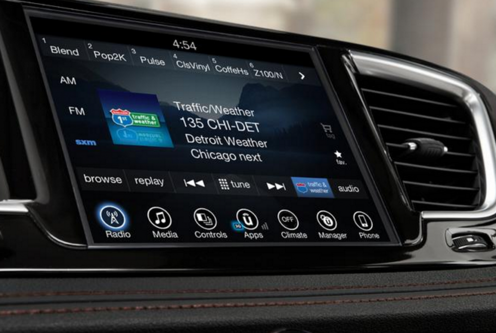 2017 Chrysler Pacifica Uconnect Touchscreen