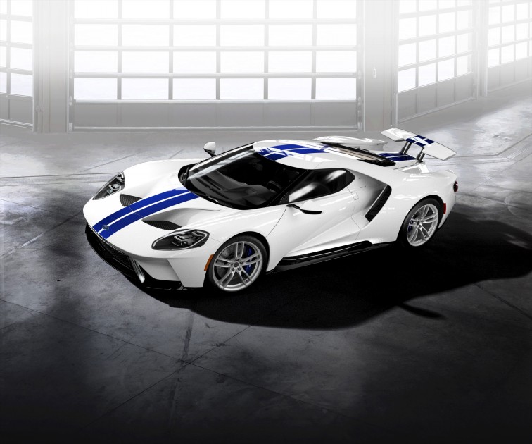 2017 Ford GT Frozen White Lightning Blue Stripes