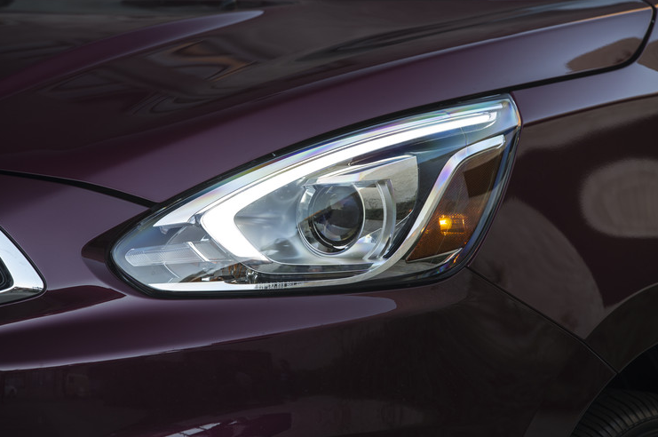 2017 Mitsubishi Mirage Headlight