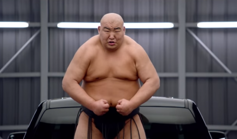 GMC enlisted sumo wrestler Byamba to talk about the powerful new Sierra 1500 truck in its new commercial