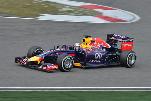 infiniti red bull racing - Formula One vs. IndyCar Racing