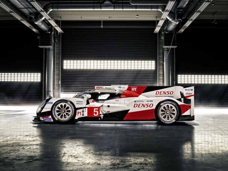 Toyota TS050 Hybrid WEC Race Car